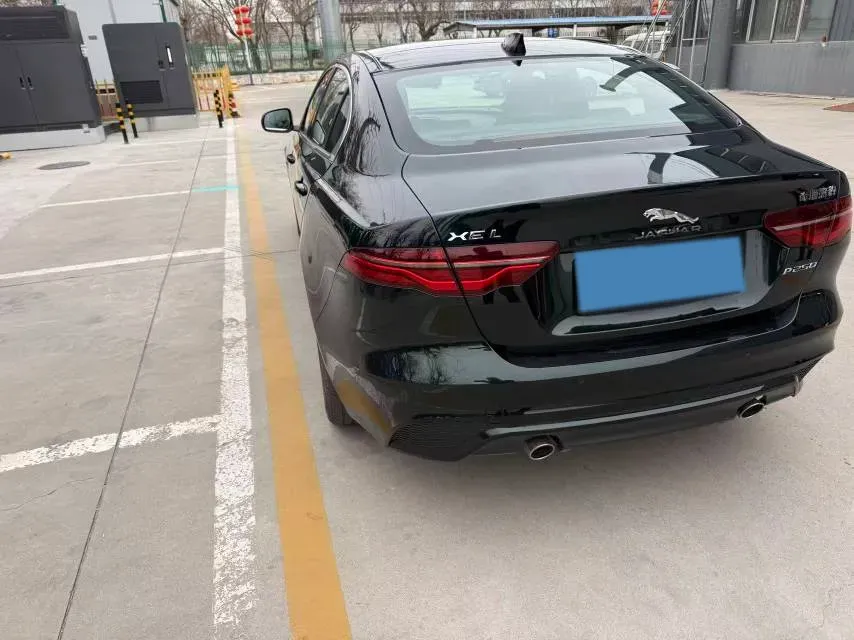 2022 Jaguar XEL 2.0T 250HP L4 8AT,autocango,china used car exporter,china ev exporter,chinese used car exporter,chinese used ev exporter