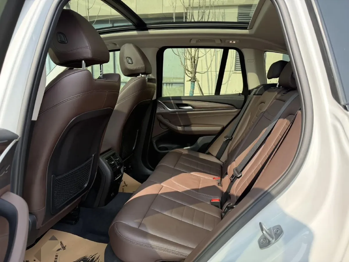 2021 BMW X3 2.0T 224HP L4 8AT,autocango,china used car exporter,china ev exporter,chinese used car exporter,chinese used ev exporter