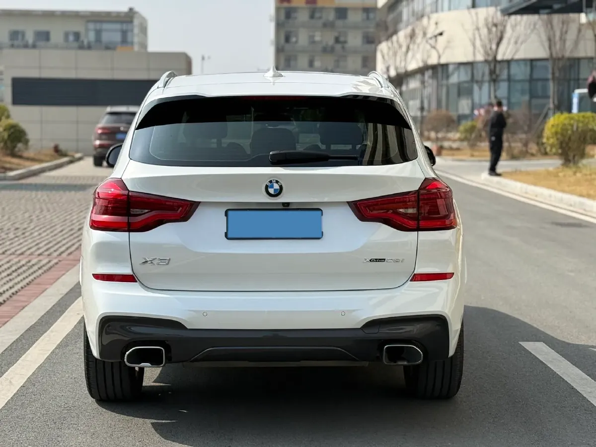 2021 BMW X3 2.0T 224HP L4 8AT,autocango,china used car exporter,china ev exporter,chinese used car exporter,chinese used ev exporter
