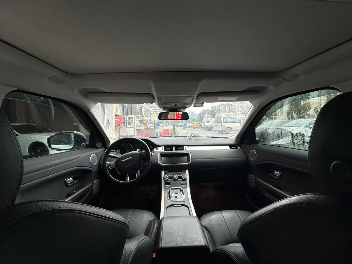 2018 Jaguar F-PACE 2.0T 250HP L4 8AT,autocango,china used car exporter,china ev exporter,chinese used car exporter,chinese used ev exporter