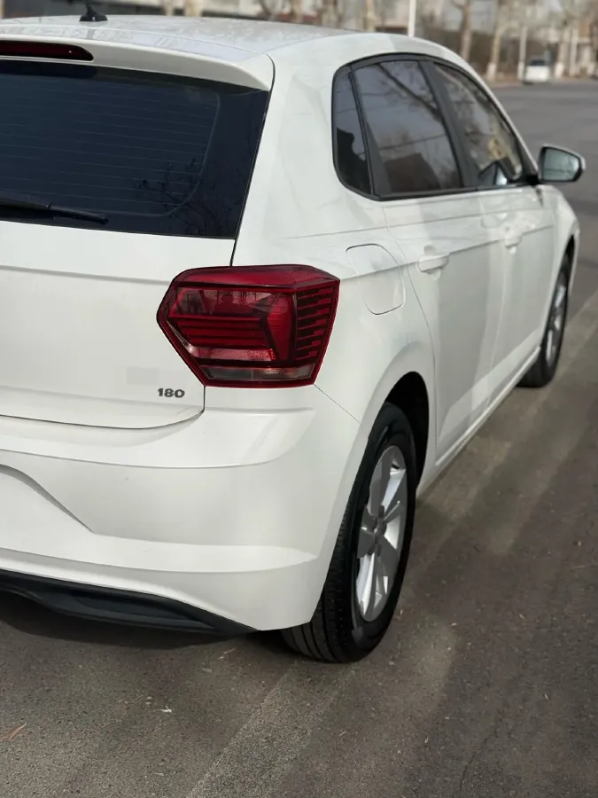 2019 Volkswagen Polo 1.5L 113HP L4 5MT,autocango,china used car exporter,china ev exporter,chinese used car exporter,chinese used ev exporter
