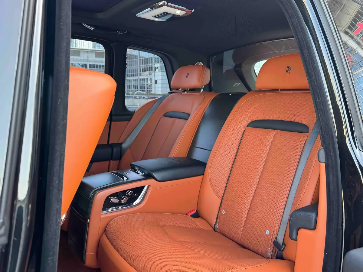 2020 Rolls-Royce Cullinan 6.7T 600HP V12 8AT,autocango,china used car exporter,china ev exporter,chinese used car exporter,chinese used ev exporter