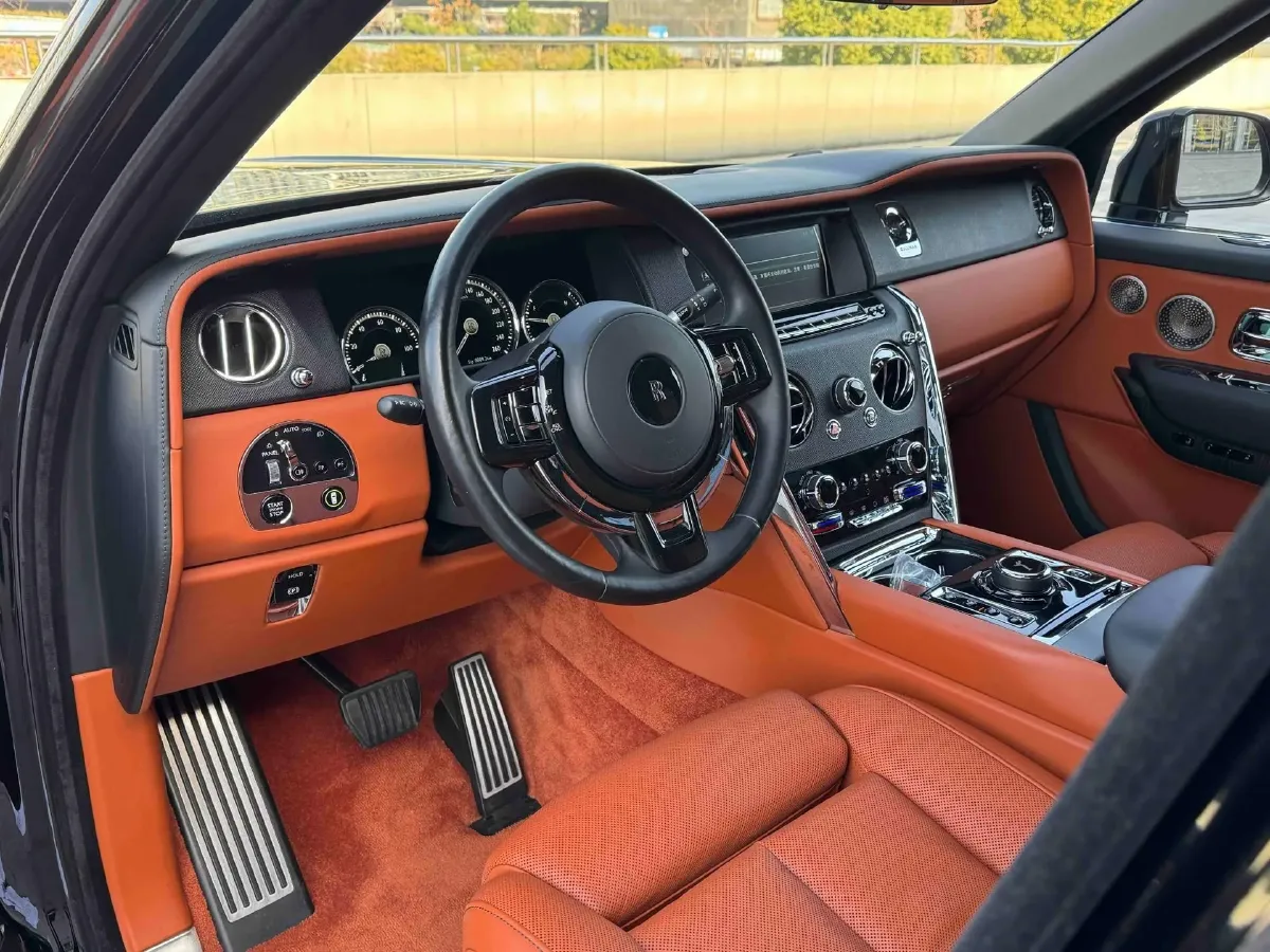 2020 Rolls-Royce Cullinan 6.7T 600HP V12 8AT,autocango,china used car exporter,china ev exporter,chinese used car exporter,chinese used ev exporter