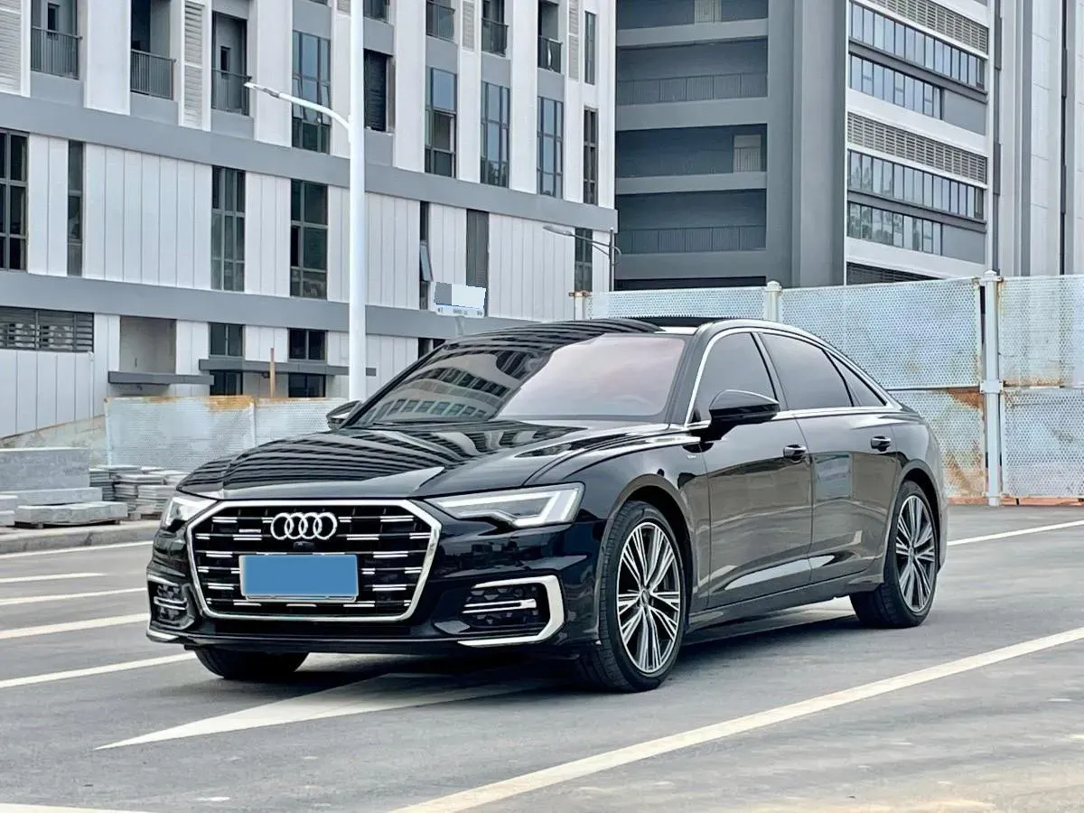 2023 Audi A6L 2.0T 190HP L4 7DCT,autocango,china used car exporter,china ev exporter,chinese used car exporter,chinese used ev exporter