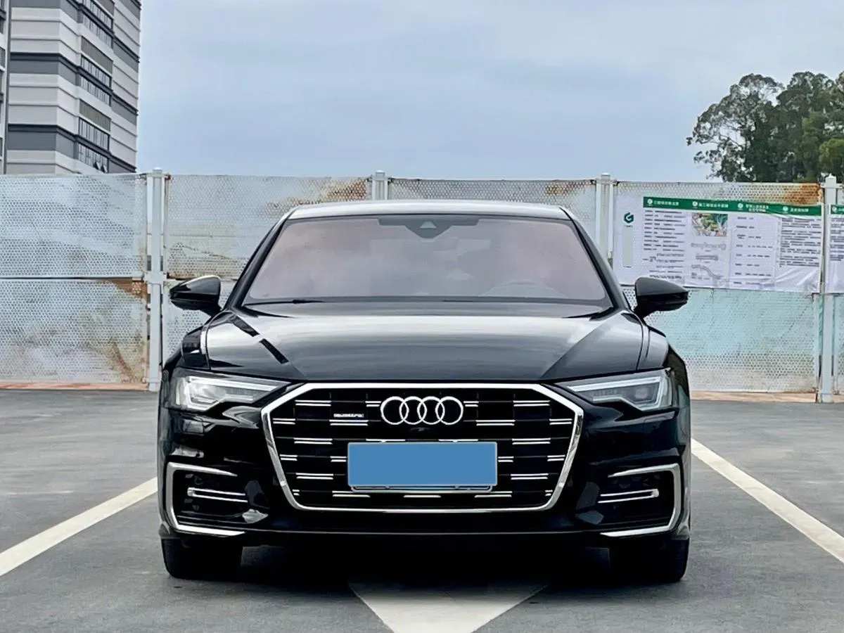 2023 Audi A6L 2.0T 190HP L4 7DCT,autocango,china used car exporter,china ev exporter,chinese used car exporter,chinese used ev exporter