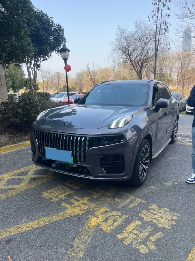 2023 LYNK&CO 09 EM-P 2.0T 254HP L4 3DHT PHEV 40.1KWH,autocango,china used car exporter,china ev exporter,chinese used car exporter,chinese used ev exporter