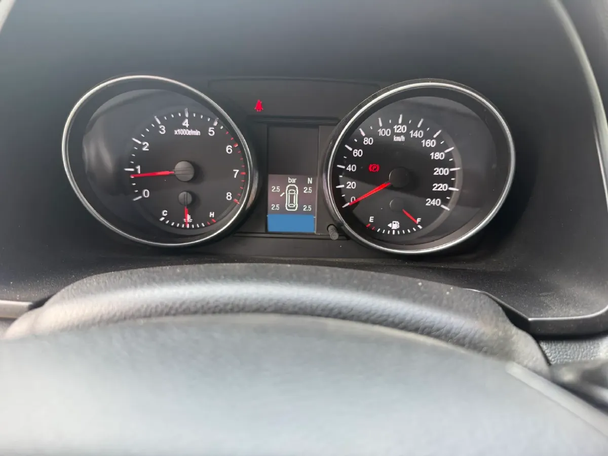 2021 Haval M6 1.5T 150HP L4 7DCT,autocango,china used car exporter,china ev exporter,chinese used car exporter,chinese used ev exporter