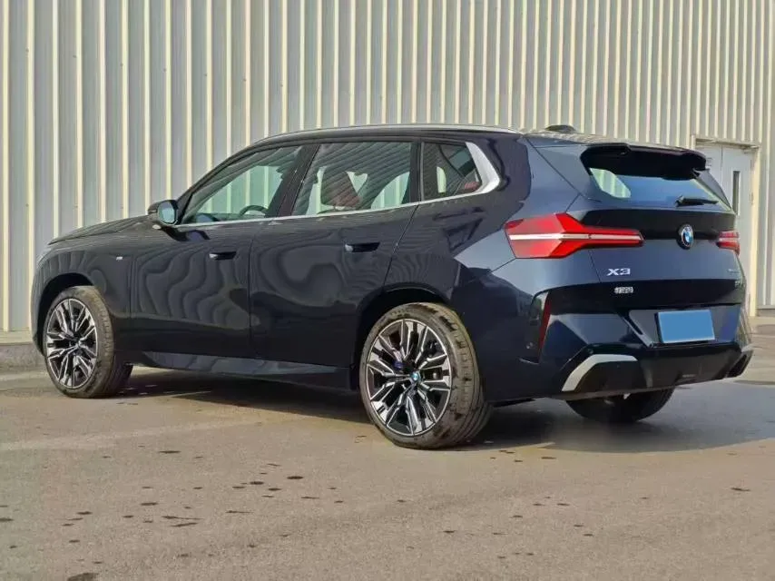 2025 BMW X3 2.0T 258HP L4 8AT,autocango,china used car exporter,china ev exporter,chinese used car exporter,chinese used ev exporter
