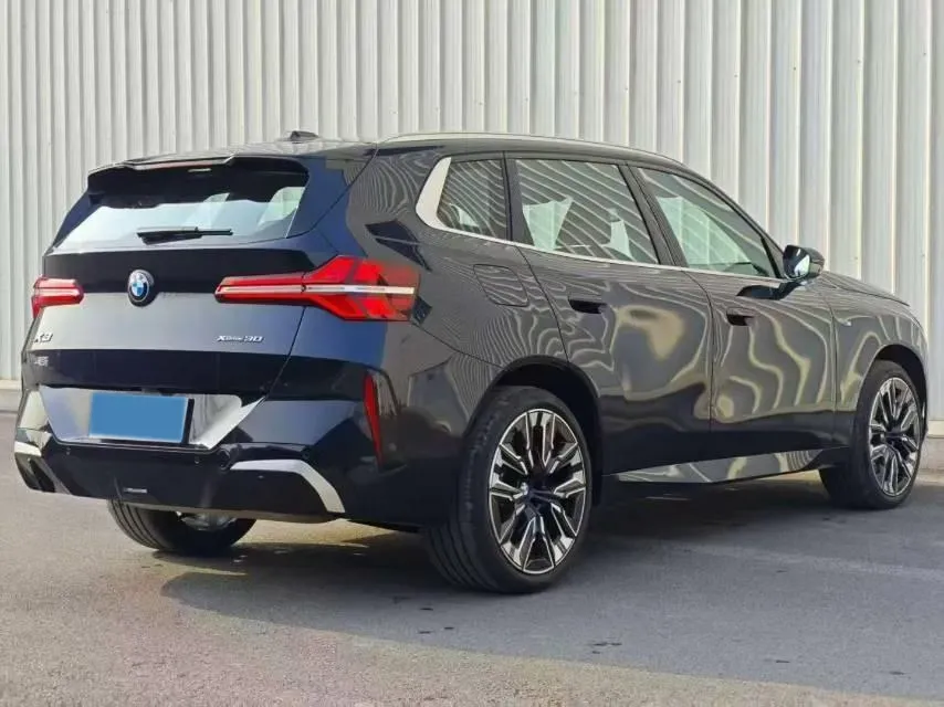 2025 BMW X3 2.0T 258HP L4 8AT,autocango,china used car exporter,china ev exporter,chinese used car exporter,chinese used ev exporter