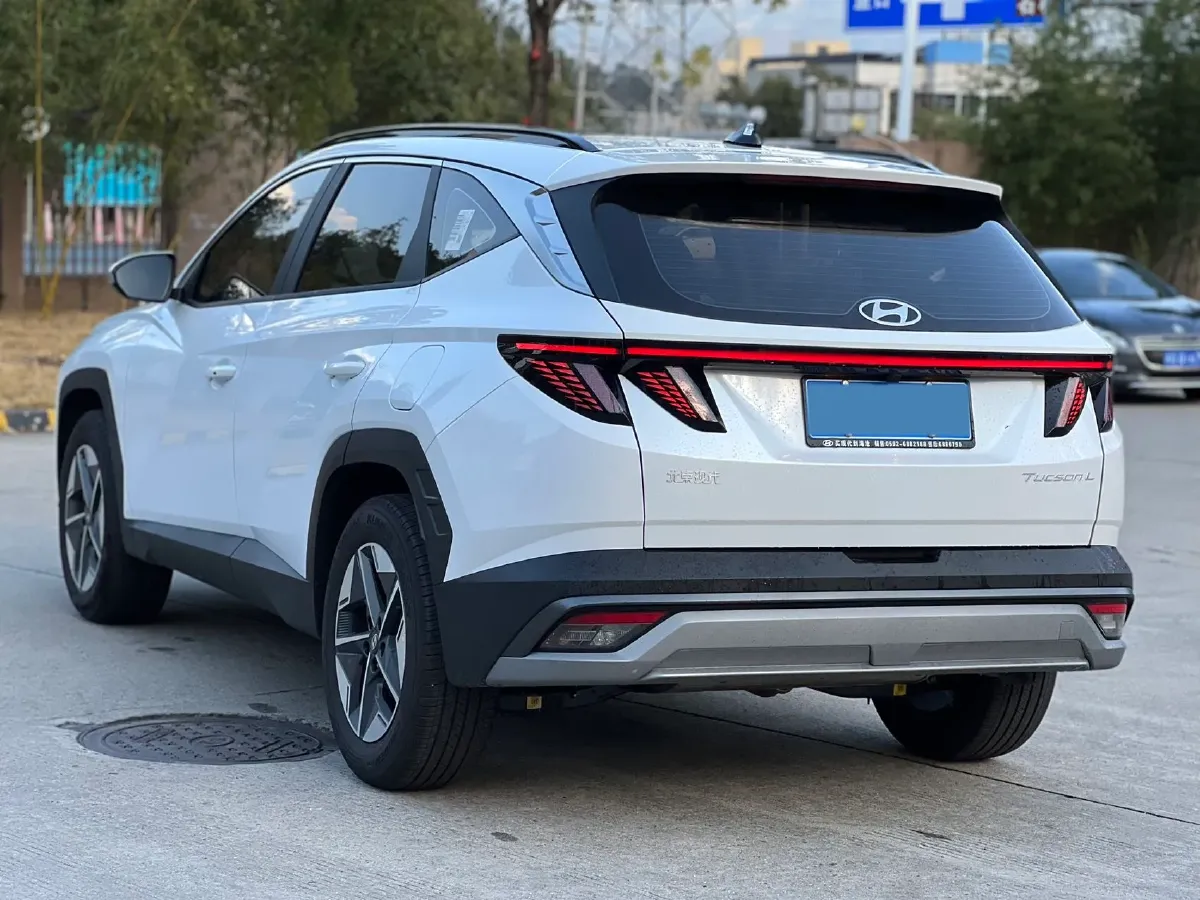 2025 Hyundai Tucson 1.5T 200HP L4 8AT,autocango,china used car exporter,china ev exporter,chinese used car exporter,chinese used ev exporter