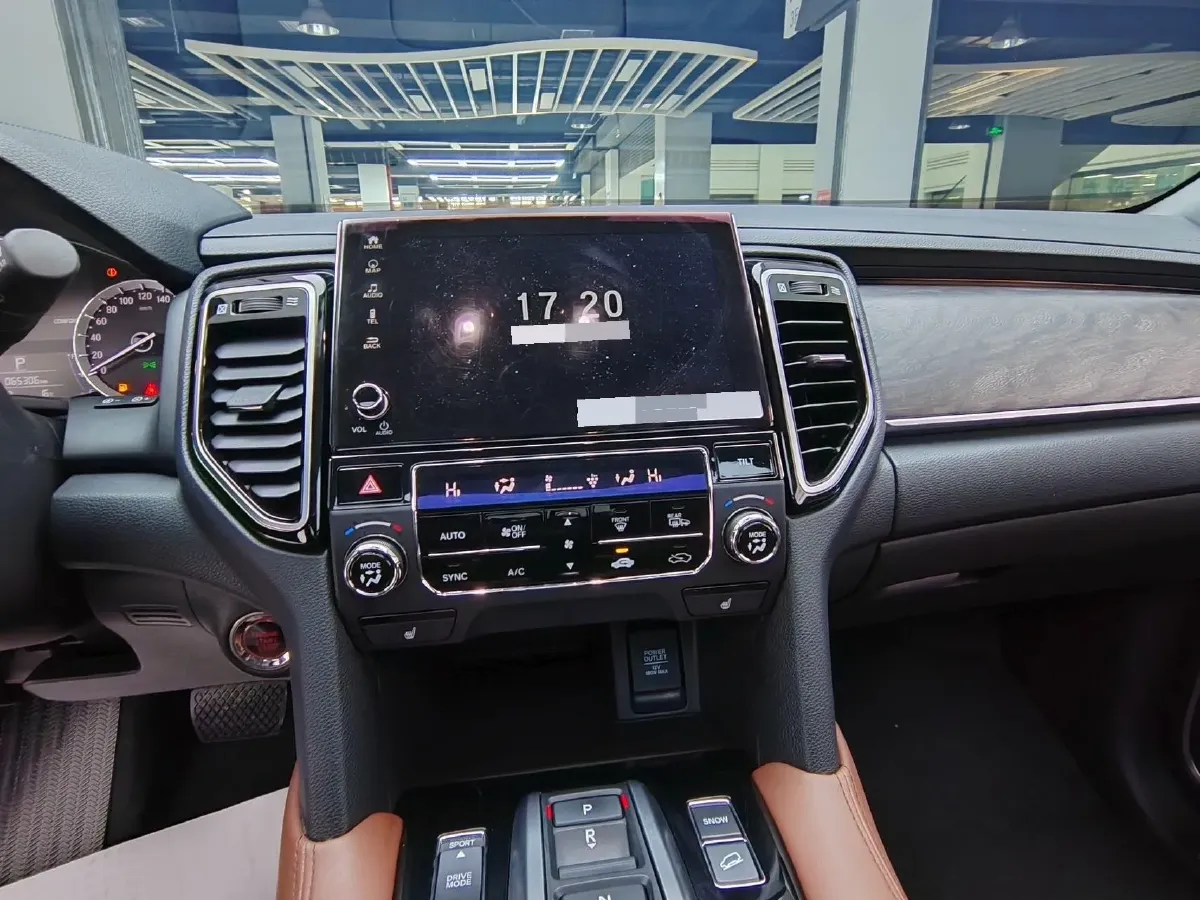 2020 Honda UR-V 2.0T 272HP L4 9AT,autocango,china used car exporter,china ev exporter,chinese used car exporter,chinese used ev exporter