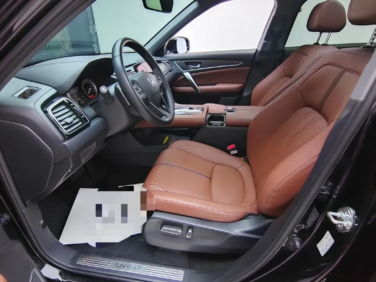 2020 Honda UR-V 2.0T 272HP L4 9AT,autocango,china used car exporter,china ev exporter,chinese used car exporter,chinese used ev exporter