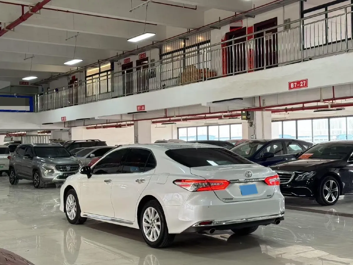 2023 Toyota Camry 2.0L 177HP L4 CVT,autocango,china used car exporter,china ev exporter,chinese used car exporter,chinese used ev exporter