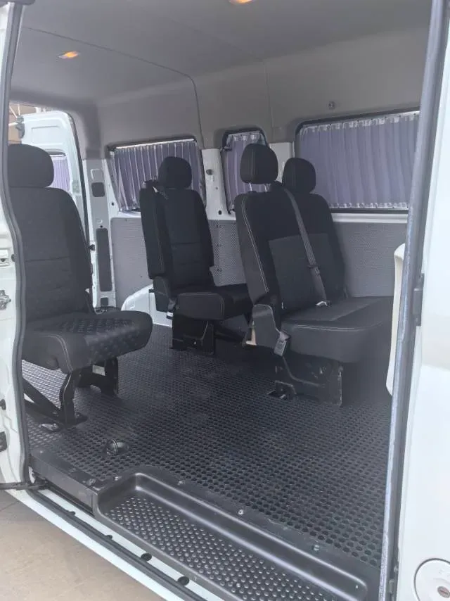 2021 MAXUS XinTu V80 2.0T 127HP L4 6MT,autocango,china used car exporter,china ev exporter,chinese used car exporter,chinese used ev exporter