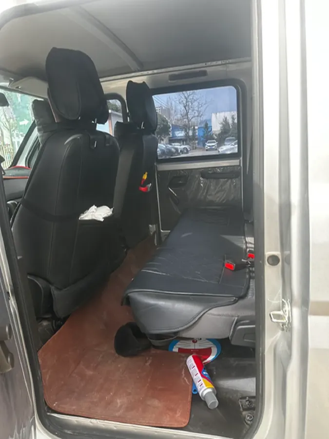 2023 WuLing RongGuang New Truck 1.5L 102HP L4 5MT,autocango,china used car exporter,china ev exporter,chinese used car exporter,chinese used ev exporter