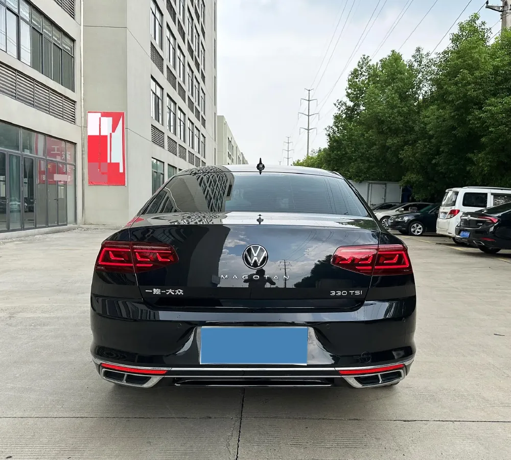 2023 Volkswagen Magotan 2.0T 186HP L4 7DCT,autocango,china used car exporter,china ev exporter,chinese used car exporter,chinese used ev exporter