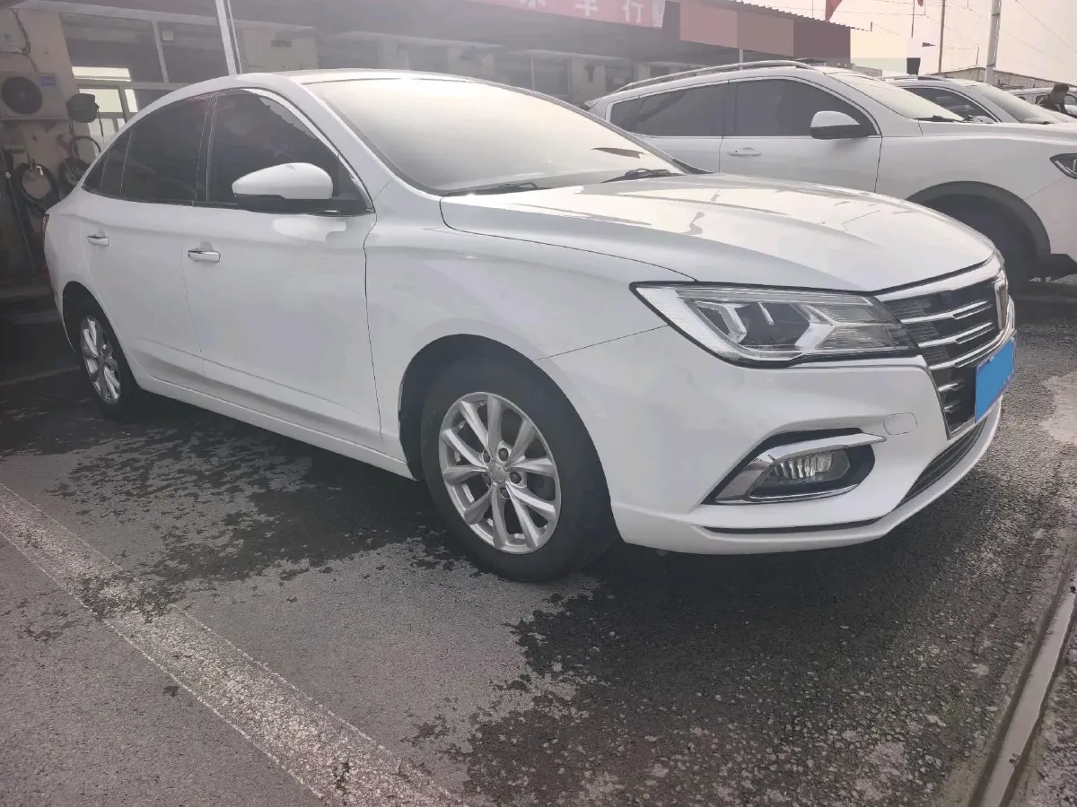 2019 Roewe i5 1.5L 120HP L4 5MT,autocango,china used car exporter,china ev exporter,chinese used car exporter,chinese used ev exporter