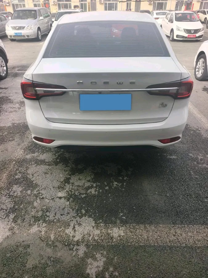 2019 Roewe i5 1.5L 120HP L4 5MT,autocango,china used car exporter,china ev exporter,chinese used car exporter,chinese used ev exporter