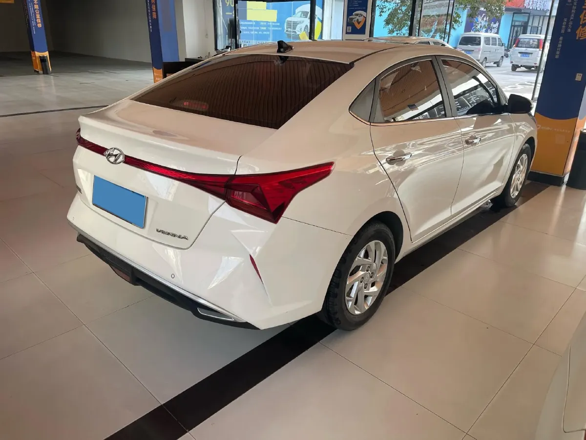 2020 Hyundai Verna 1.4L 100HP L4 6MT,autocango,china used car exporter,china ev exporter,chinese used car exporter,chinese used ev exporter