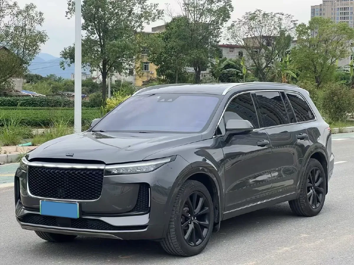 2020 Li ONE Range Extended 131HP REEV 40.5KWH,autocango,china used car exporter,china ev exporter,chinese used car exporter,chinese used ev exporter
