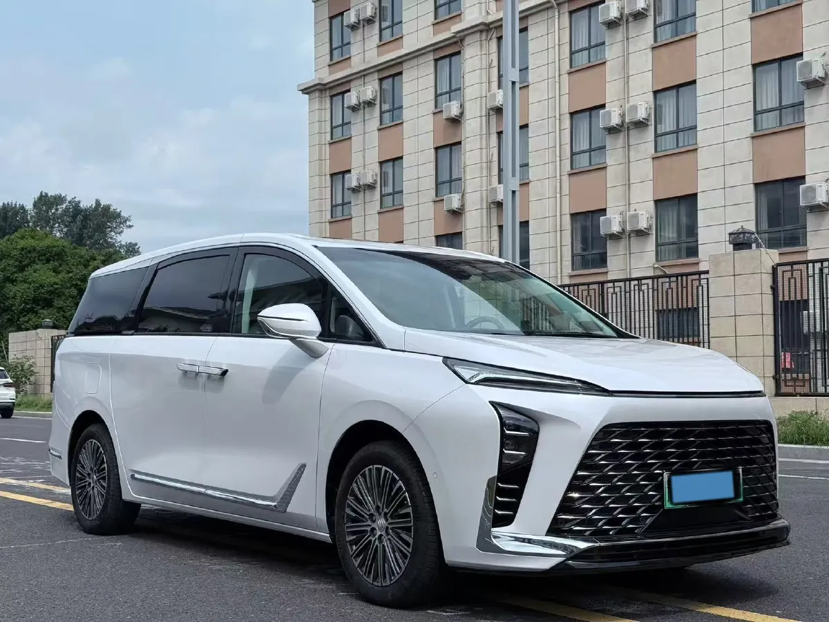 2024 Buick GL8 1.5T 180HP L4 2DHT PHEV 24.4KWH,autocango,china used car exporter,china ev exporter,chinese used car exporter,chinese used ev exporter