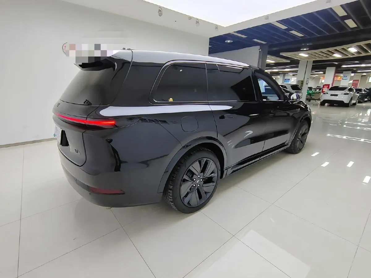 2022 Li L9 Range Extended 154HP REEV 42.6KWH,autocango,china used car exporter,china ev exporter,chinese used car exporter,chinese used ev exporter