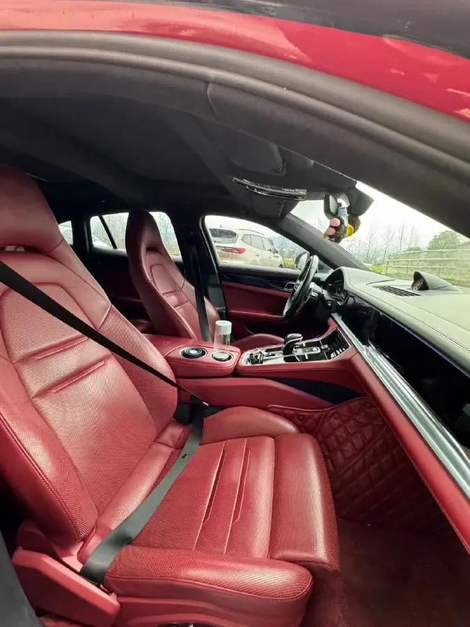 2017 BMW X6 3.0T 306HP L6 8AT,autocango,china used car exporter,china ev exporter,chinese used car exporter,chinese used ev exporter