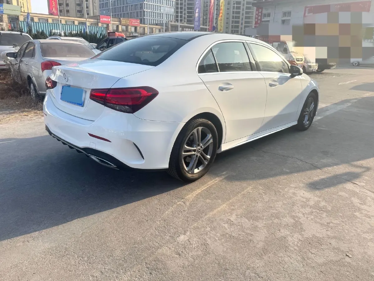 2022 Mercedes-Benz A Class 1.3T 136HP L4 7DCT,autocango,china used car exporter,china ev exporter,chinese used car exporter,chinese used ev exporter
