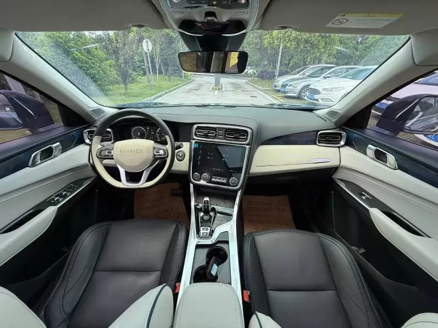 2017 Foton Sauvana 2.0T 218HP L4 6AT,autocango,china used car exporter,china ev exporter,chinese used car exporter,chinese used ev exporter