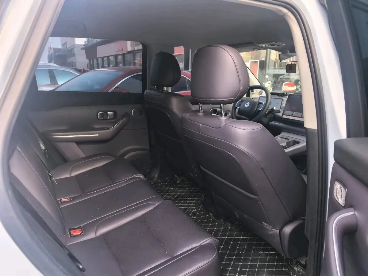 2024 Leapmotor C10 BEV 69.9KWH,autocango,china used car exporter,china ev exporter,chinese used car exporter,chinese used ev exporter