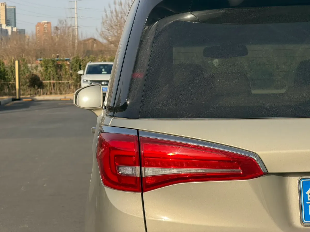 2018 Buick GL8 2.0T 260HP L4 6AT,autocango,china used car exporter,china ev exporter,chinese used car exporter,chinese used ev exporter