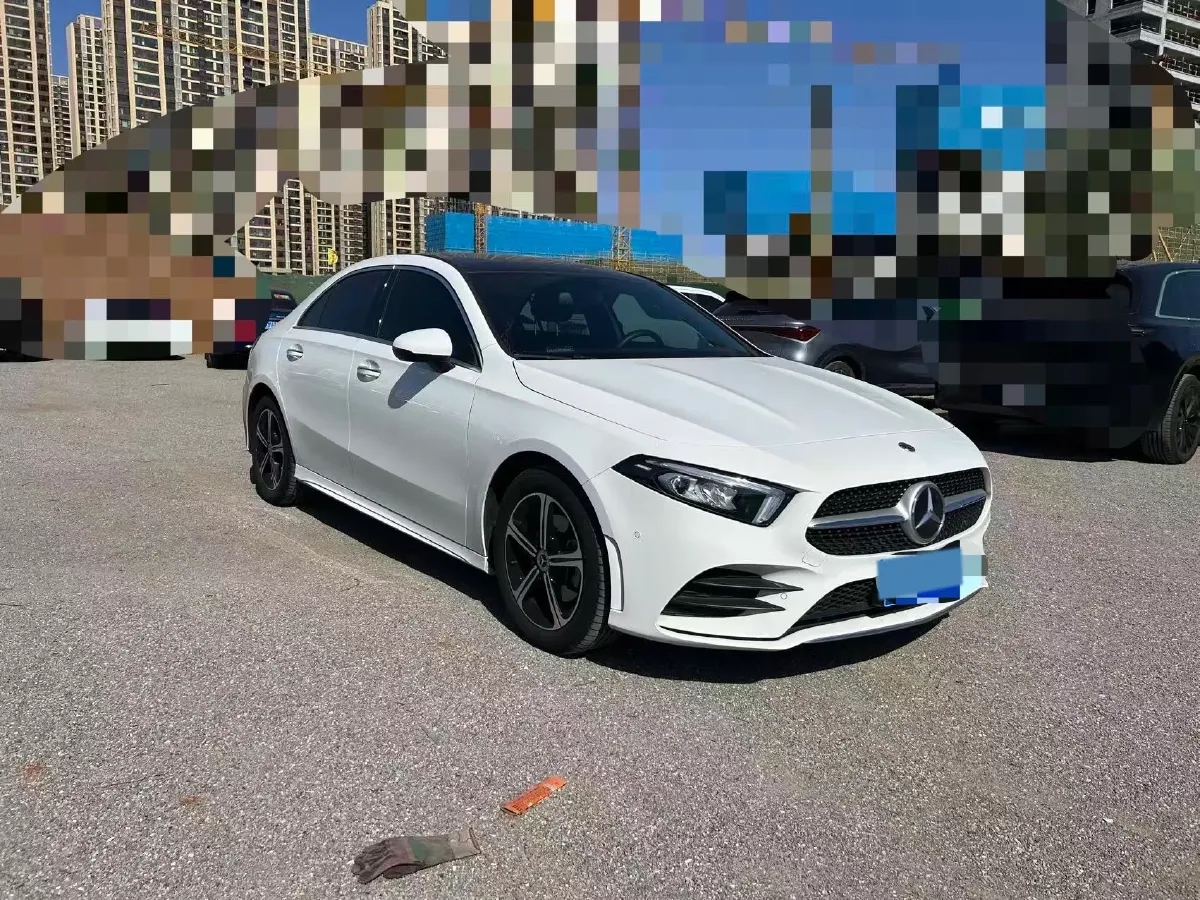 2022 Mercedes-Benz A Class 1.3T 163HP L4 7DCT,autocango,china used car exporter,china ev exporter,chinese used car exporter,chinese used ev exporter