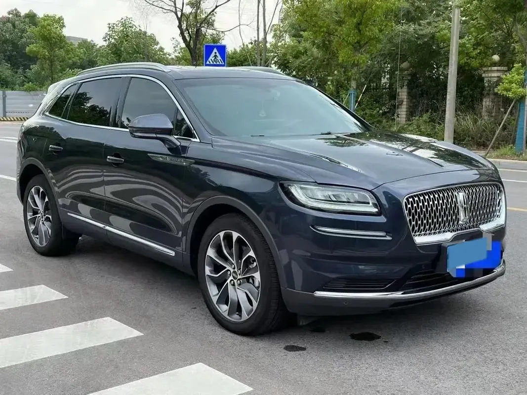 2021 Lincoln Nautilus 2.0T 245HP L4 8AT,autocango,china used car exporter,china ev exporter,chinese used car exporter,chinese used ev exporter