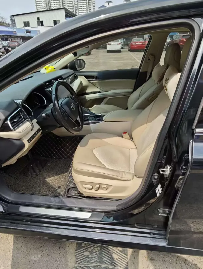 2019 Toyota Camry 2.0L 178HP L4 CVT,autocango,china used car exporter,china ev exporter,chinese used car exporter,chinese used ev exporter
