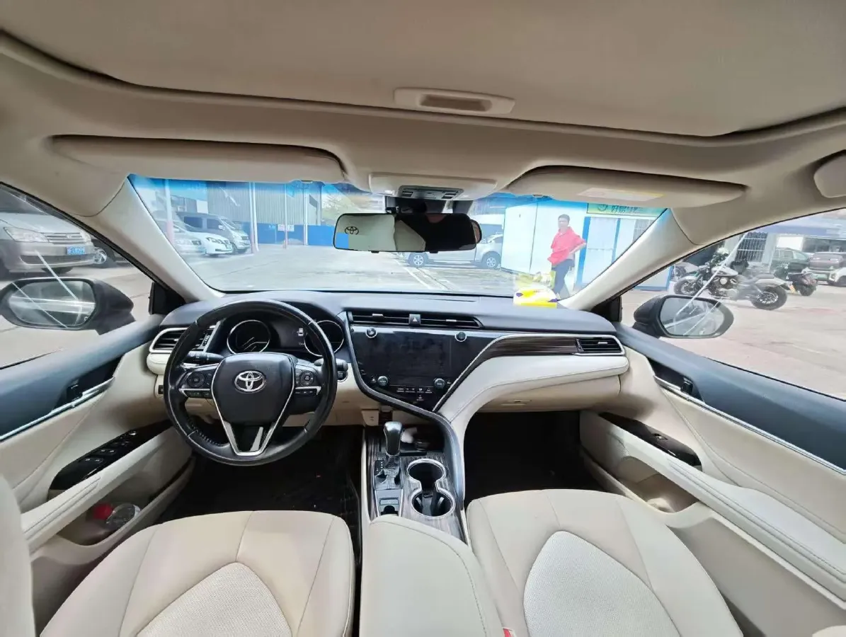 2019 Toyota Camry 2.0L 178HP L4 CVT,autocango,china used car exporter,china ev exporter,chinese used car exporter,chinese used ev exporter