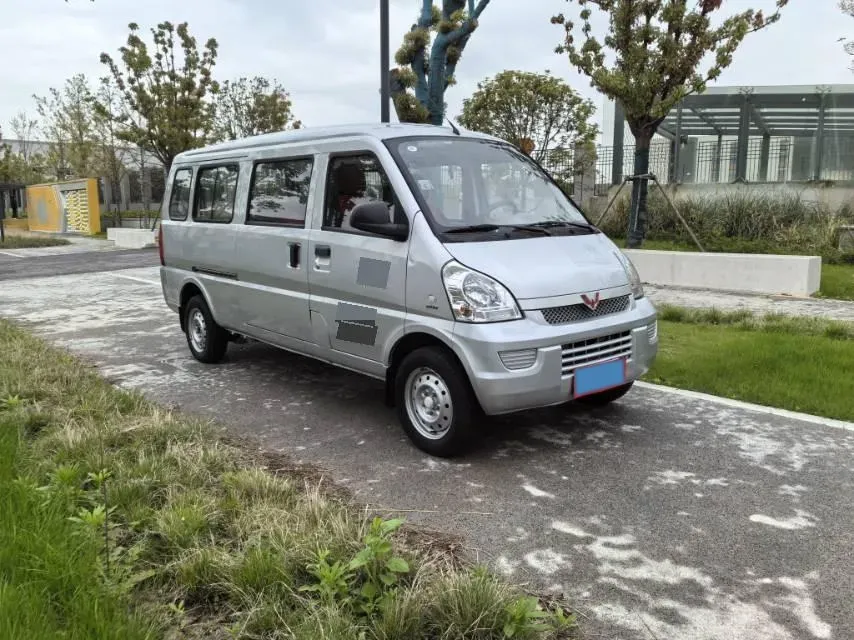 2019 WuLing RongGuang 1.5L 107HP L4 5MT,autocango,china used car exporter,china ev exporter,chinese used car exporter,chinese used ev exporter