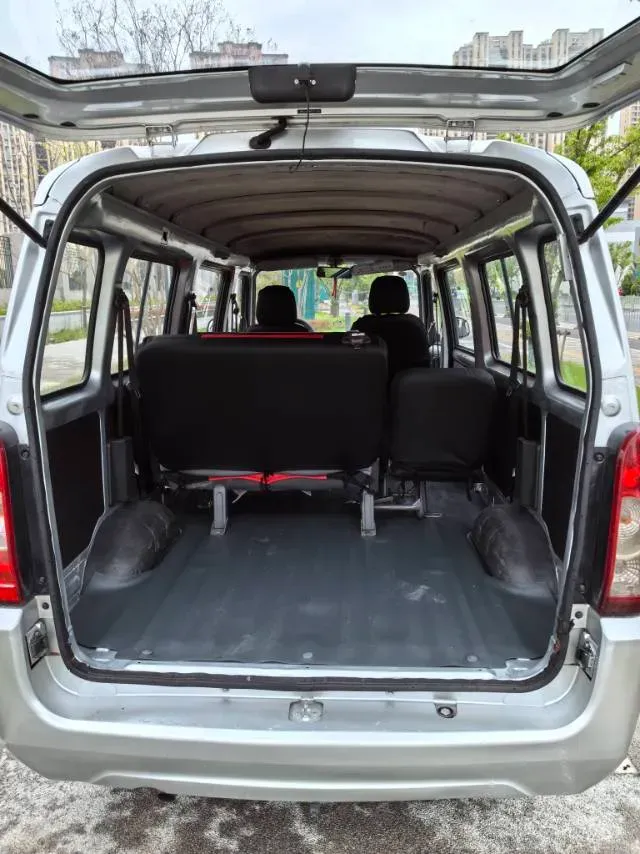 2019 WuLing RongGuang 1.5L 107HP L4 5MT,autocango,china used car exporter,china ev exporter,chinese used car exporter,chinese used ev exporter