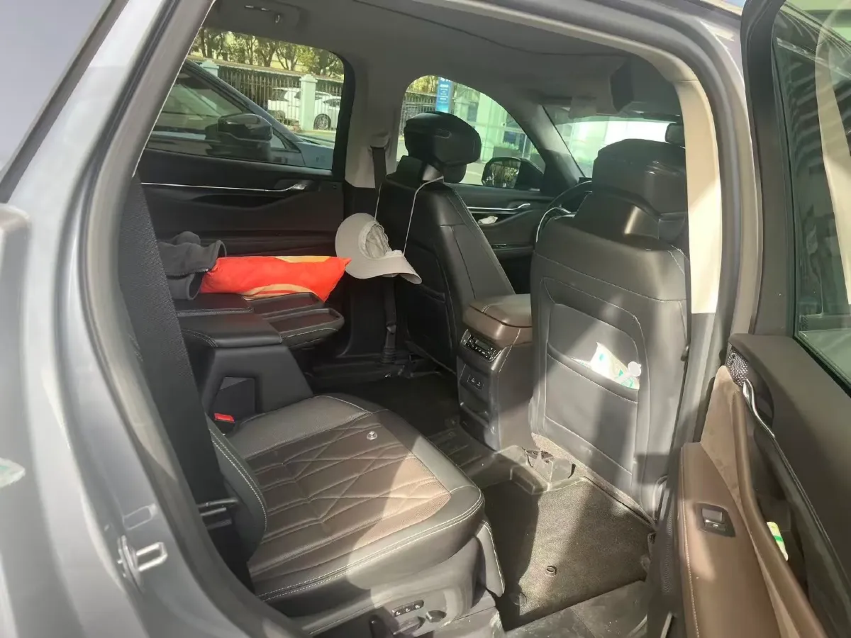 2023 Ford Edge 2.0T 275HP L4 E-CVT Hybrid,autocango,china used car exporter,china ev exporter,chinese used car exporter,chinese used ev exporter