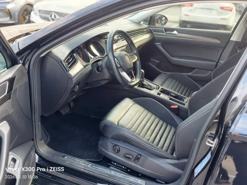 2020 Volkswagen Magotan 2.0T 186HP L4 7DCT,autocango,china used car exporter,china ev exporter,chinese used car exporter,chinese used ev exporter