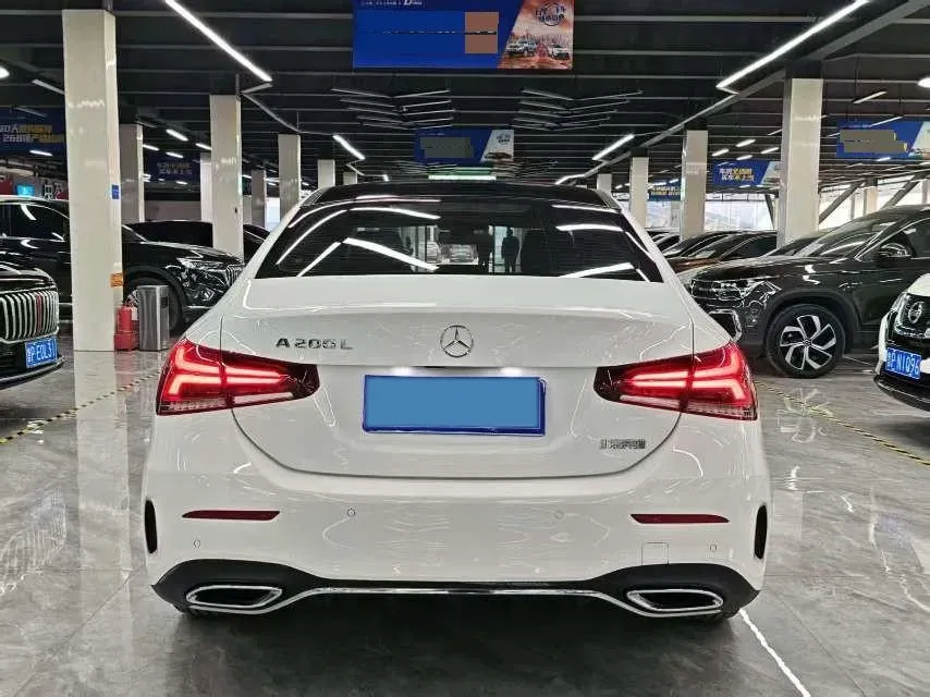 2021 Mercedes-Benz A Class 1.3T 163HP L4 7DCT,autocango,china used car exporter,china ev exporter,chinese used car exporter,chinese used ev exporter