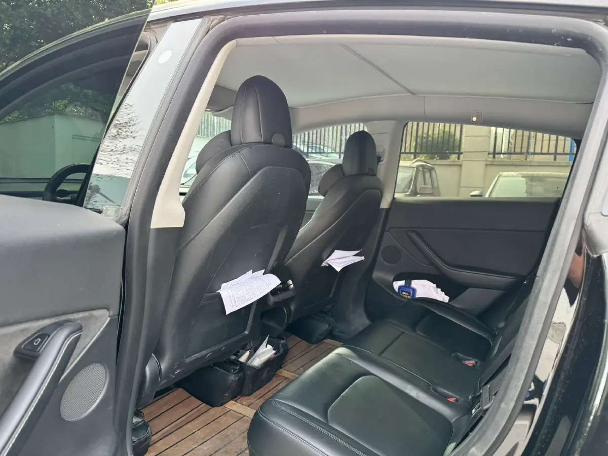 2022 Tesla Model Y BEV 60KWH,autocango,china used car exporter,china ev exporter,chinese used car exporter,chinese used ev exporter