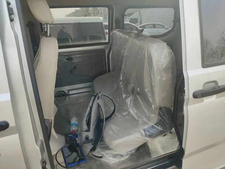 2023 WuLing RongGuang S 1.5L 102HP L4 5MT,autocango,china used car exporter,china ev exporter,chinese used car exporter,chinese used ev exporter