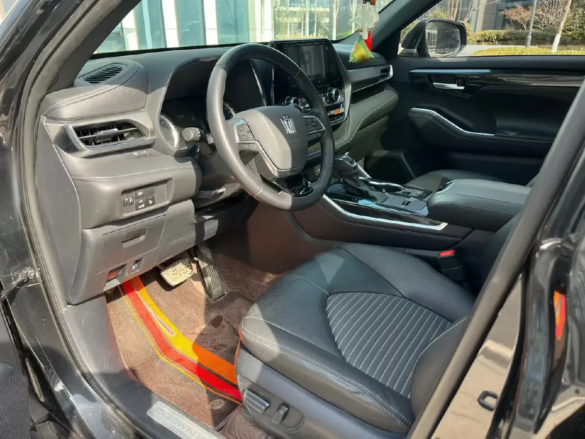 2022 Toyota Crown Kluger 2.5L 192HP L4 E-CVT Hybrid,autocango,china used car exporter,china ev exporter,chinese used car exporter,chinese used ev exporter