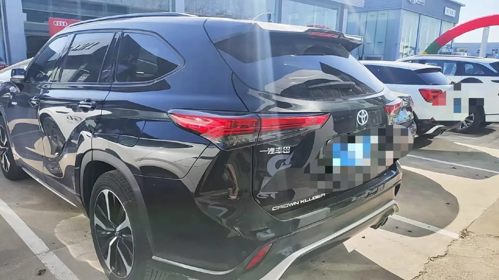 2022 Toyota Crown Kluger 2.5L 192HP L4 E-CVT Hybrid,autocango,china used car exporter,china ev exporter,chinese used car exporter,chinese used ev exporter