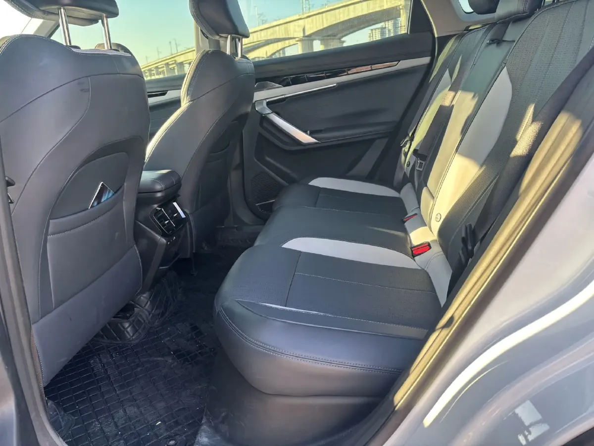 2024 Geely StarRay 1.5T 181HP L4 7DCT,autocango,china used car exporter,china ev exporter,chinese used car exporter,chinese used ev exporter