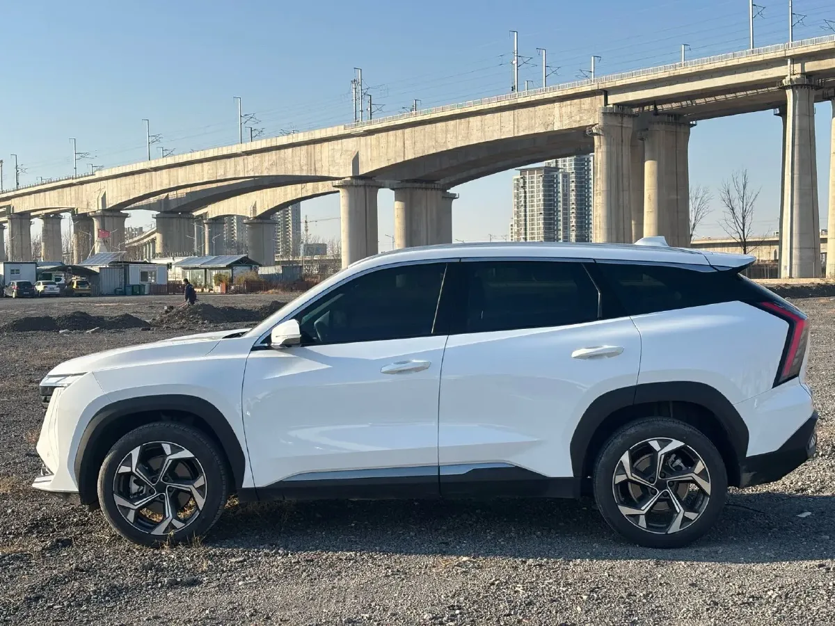 2024 Geely StarRay 1.5T 181HP L4 7DCT,autocango,china used car exporter,china ev exporter,chinese used car exporter,chinese used ev exporter