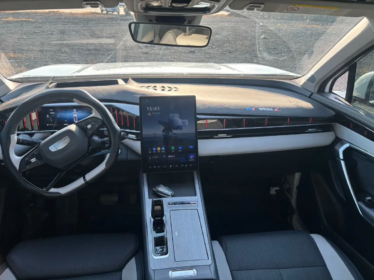 2024 Geely StarRay 1.5T 181HP L4 7DCT,autocango,china used car exporter,china ev exporter,chinese used car exporter,chinese used ev exporter