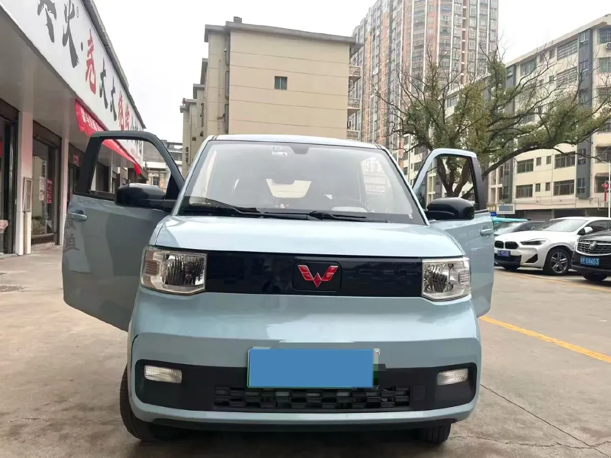 2021 WuLing HongGuang MINI EV BEV 13.9KWH,autocango,china used car exporter,china ev exporter,chinese used car exporter,chinese used ev exporter