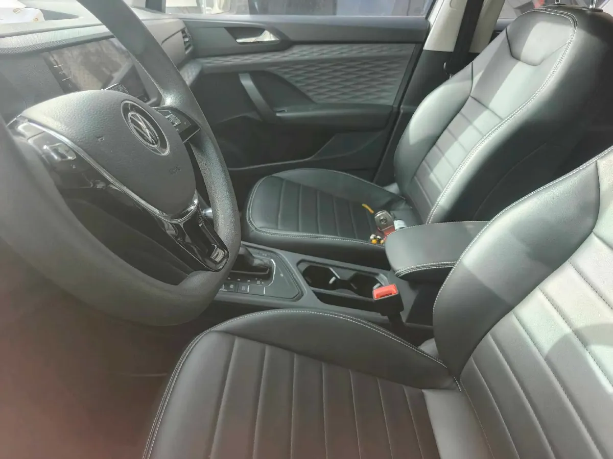 2021 Volkswagen Tharu 1.4T 150HP L4 7DCT,autocango,china used car exporter,china ev exporter,chinese used car exporter,chinese used ev exporter