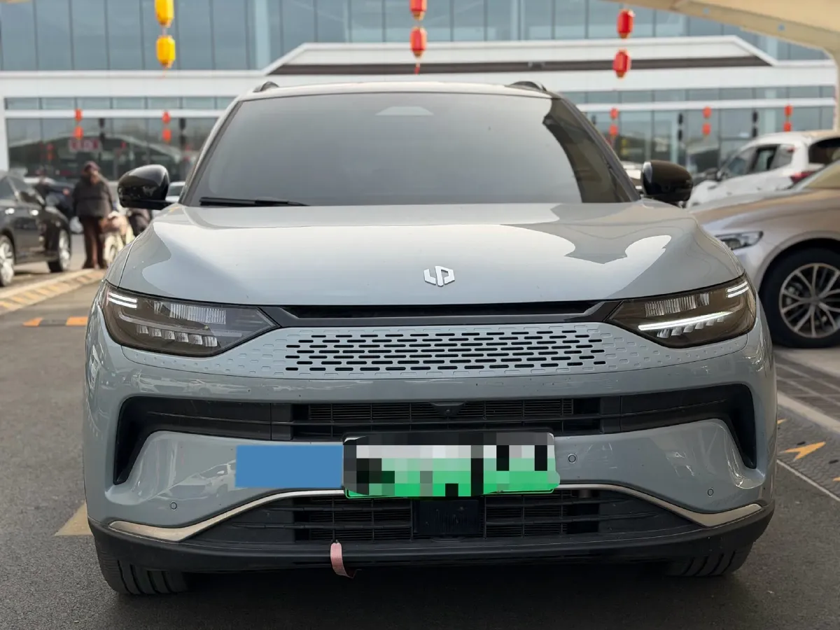 2024 Leapmotor C11 1.5L 95HP L4 REEV 43.74KWH,autocango,china used car exporter,china ev exporter,chinese used car exporter,chinese used ev exporter